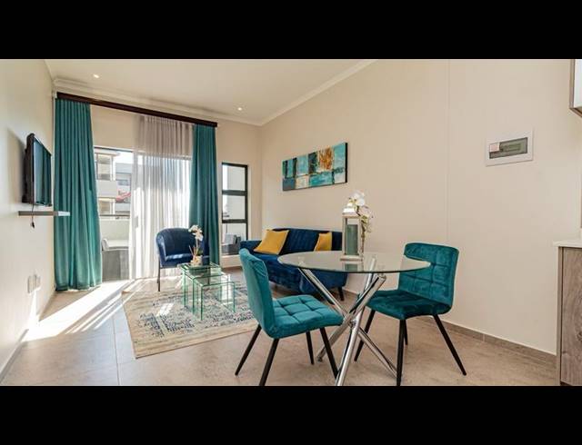 2 BEDROOM APARTMENT FOR SALE IN RASLOUW